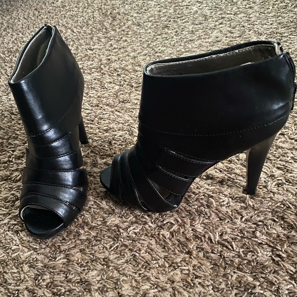 Black heels